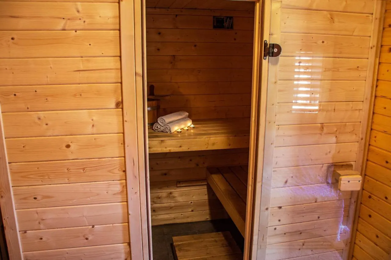 Holiday home Petit Chalet Belosevic Kuzelj