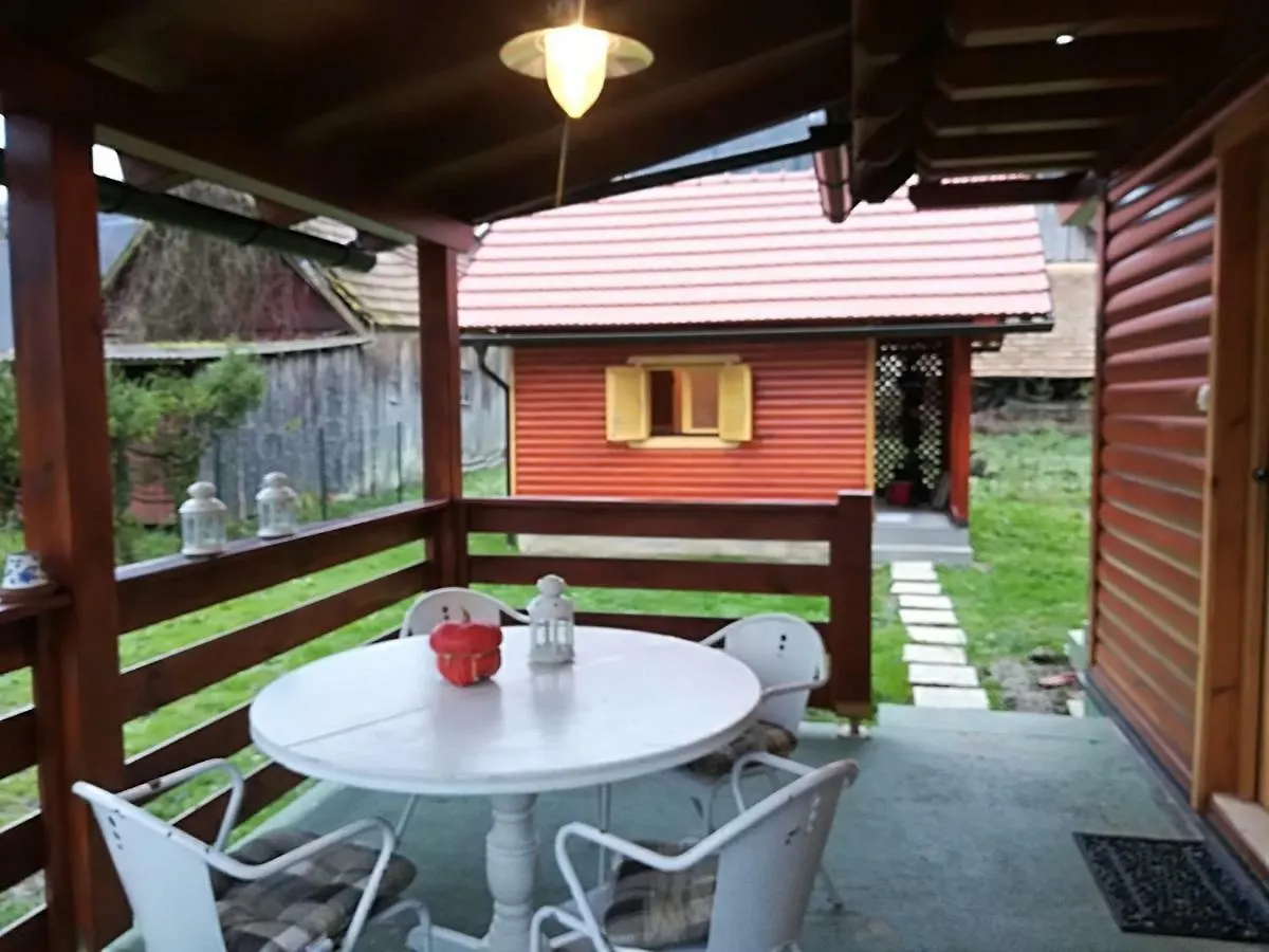 Petit Chalet Belosevic Kuzelj